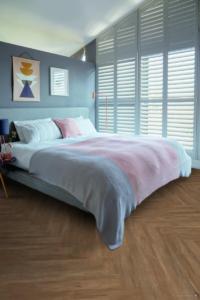 Colonia - Mountain Alder